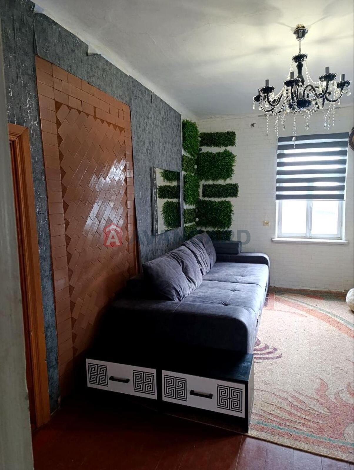 �������, 45 ��.�. ���� 8