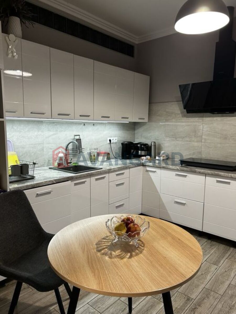 �������, 192 ��.�. ���� 2