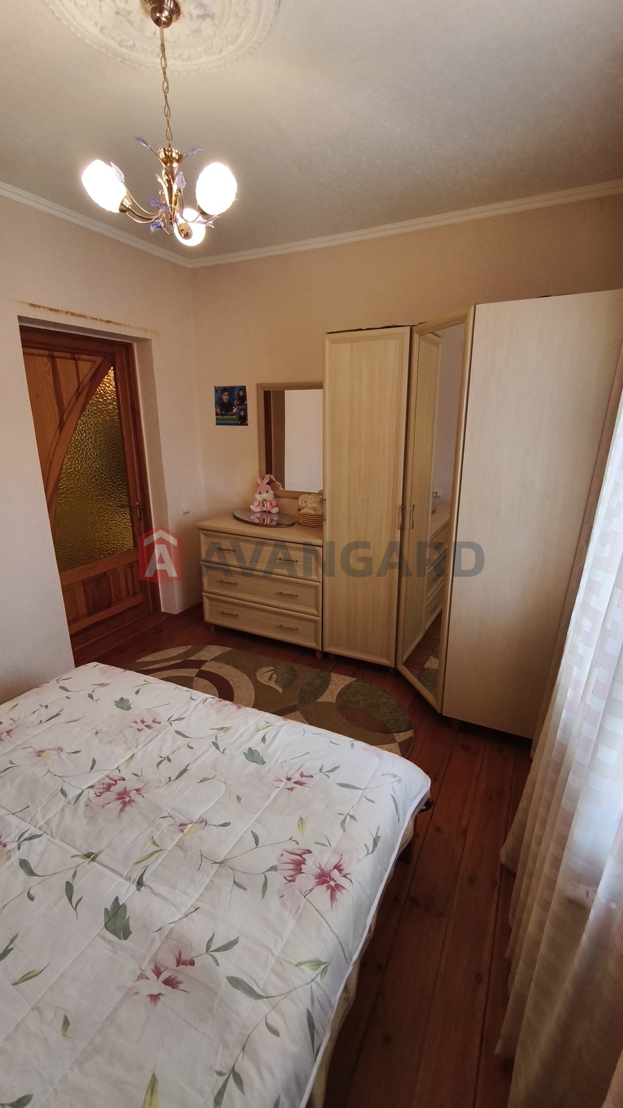 �������, 160 ��.�. ���� 12