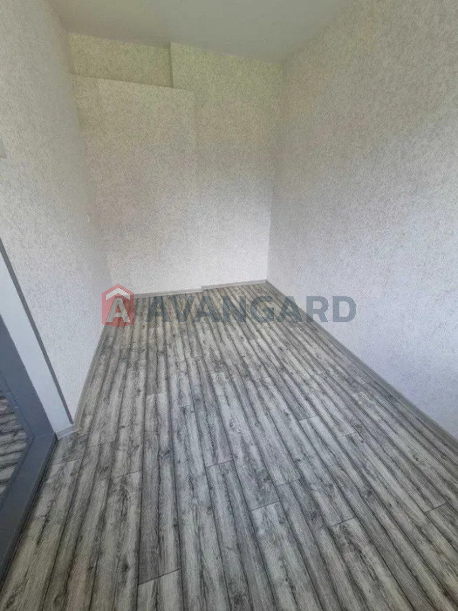 ������� �������, 45 ��.�. ���� 8