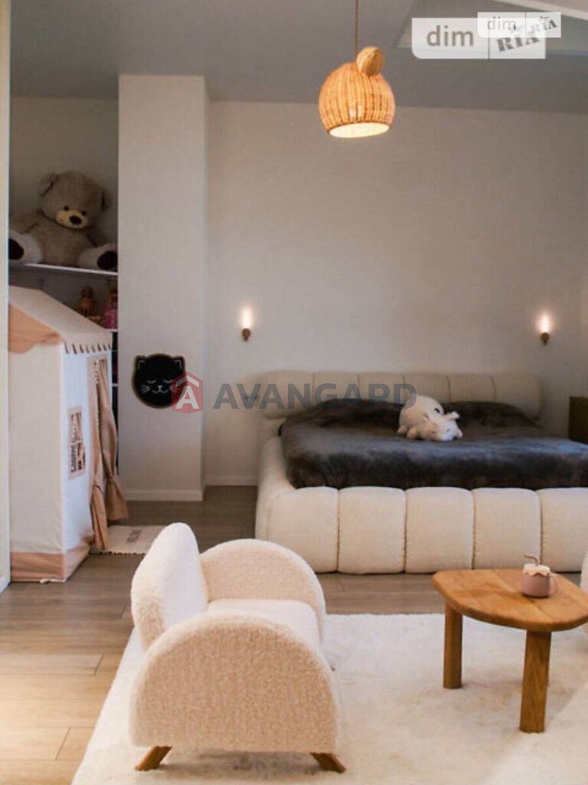 ��������, 170 ��.�. ���� 9