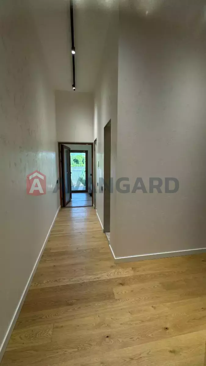 �������, 270 ��.�. ���� 6