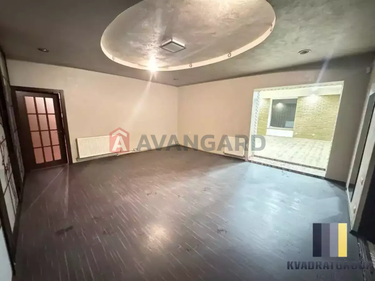 �������, 244 ��.�. ���� 9