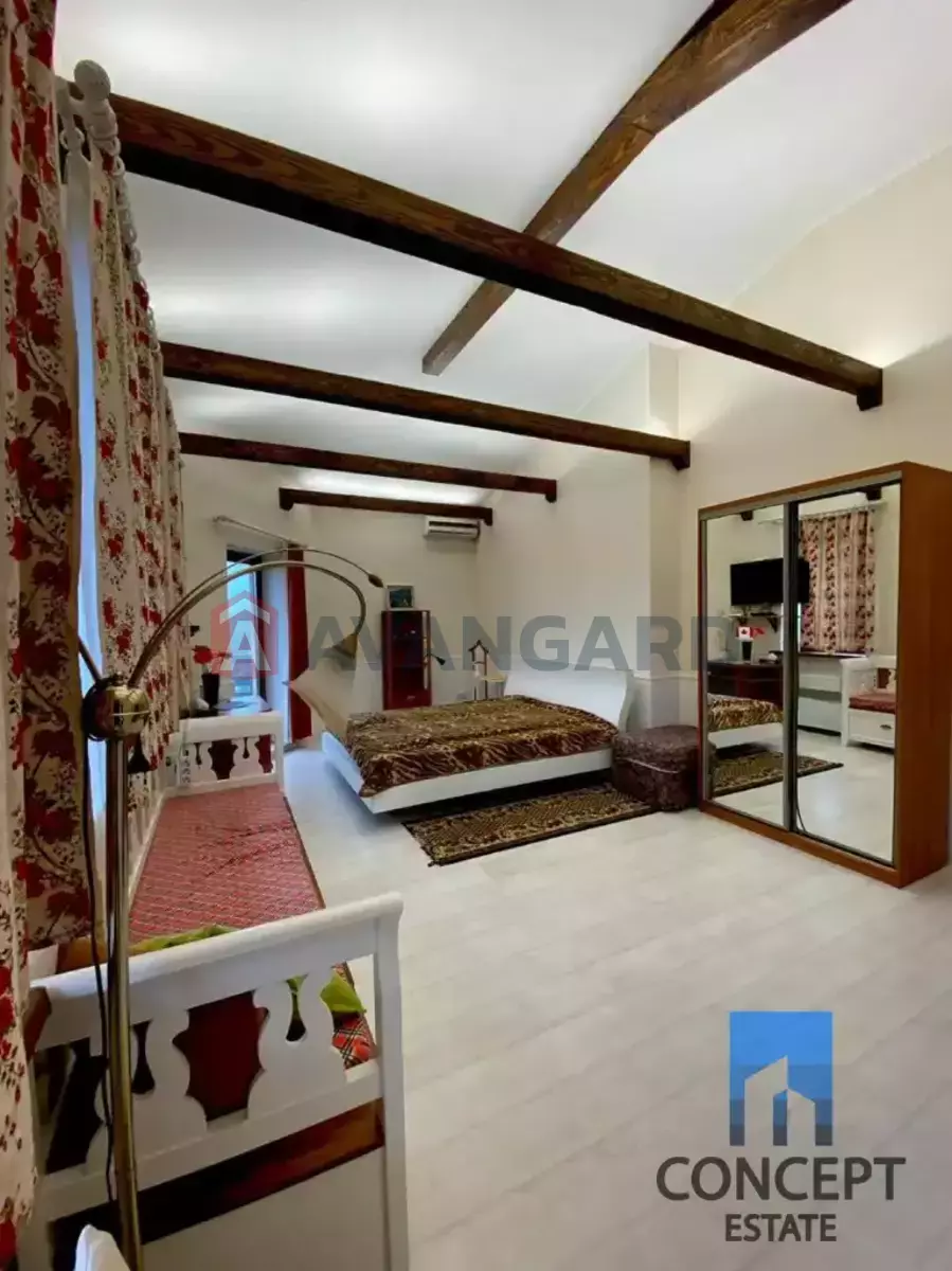 �������, 221 ��.�. ���� 19