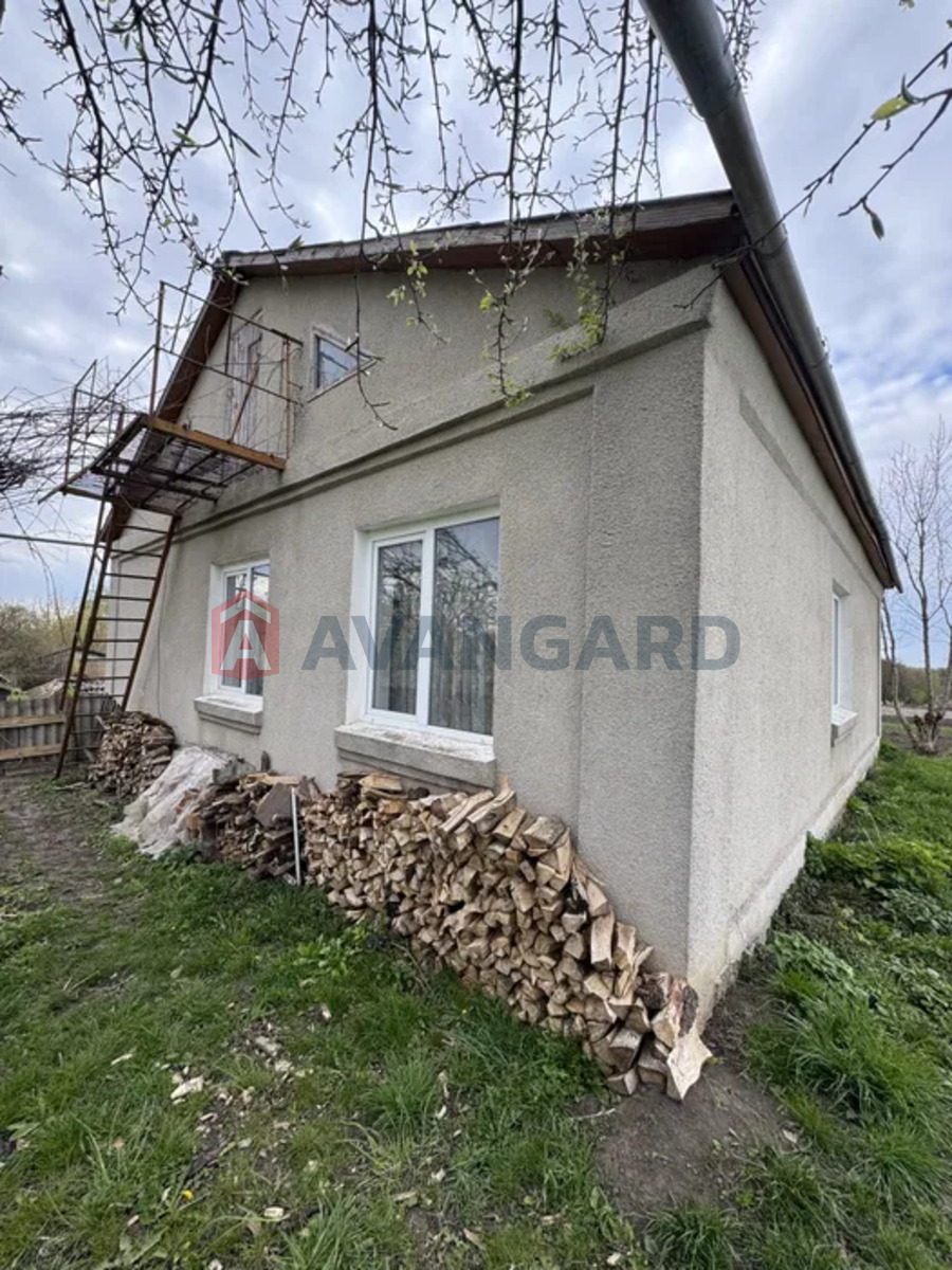 �������, 100 ��.�. ���� 2