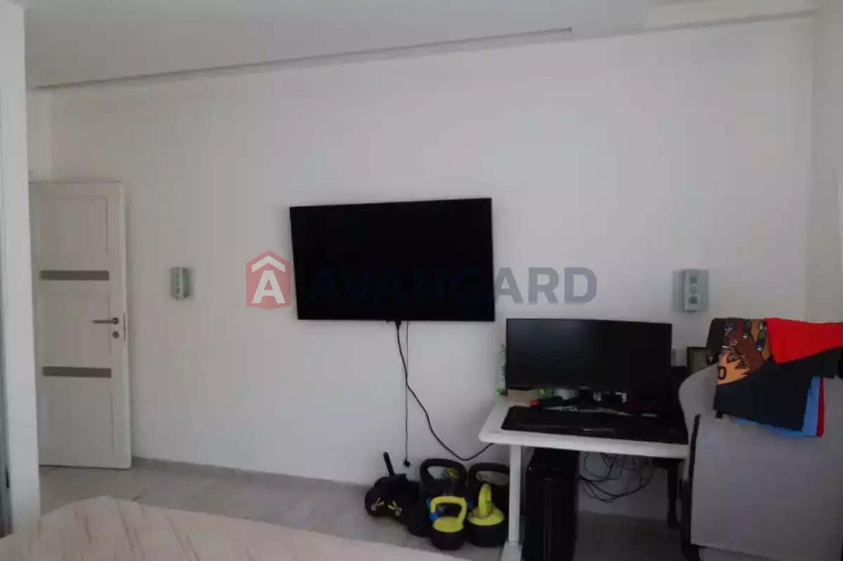 �������, 140 ��.�. ���� 13