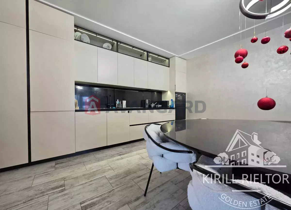 �������, 210 ��.�. ���� 21