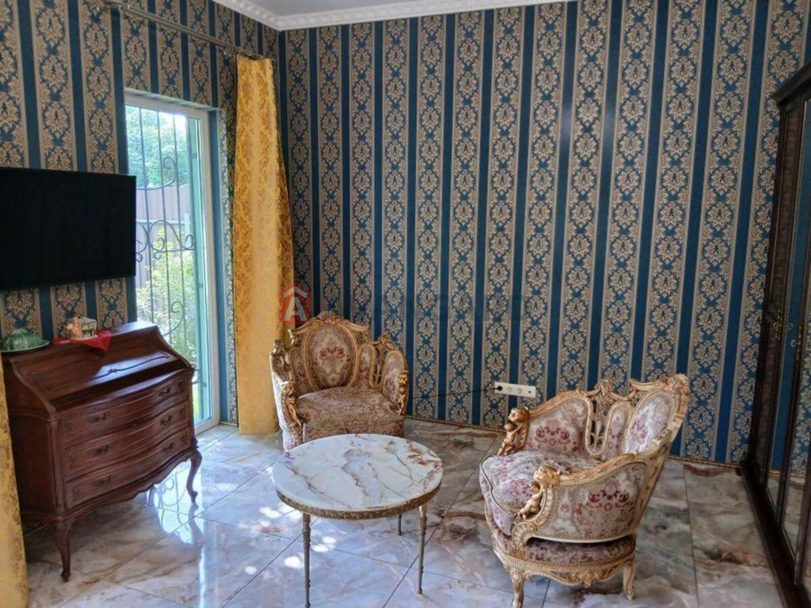 �������, 156 ��.�. ���� 1