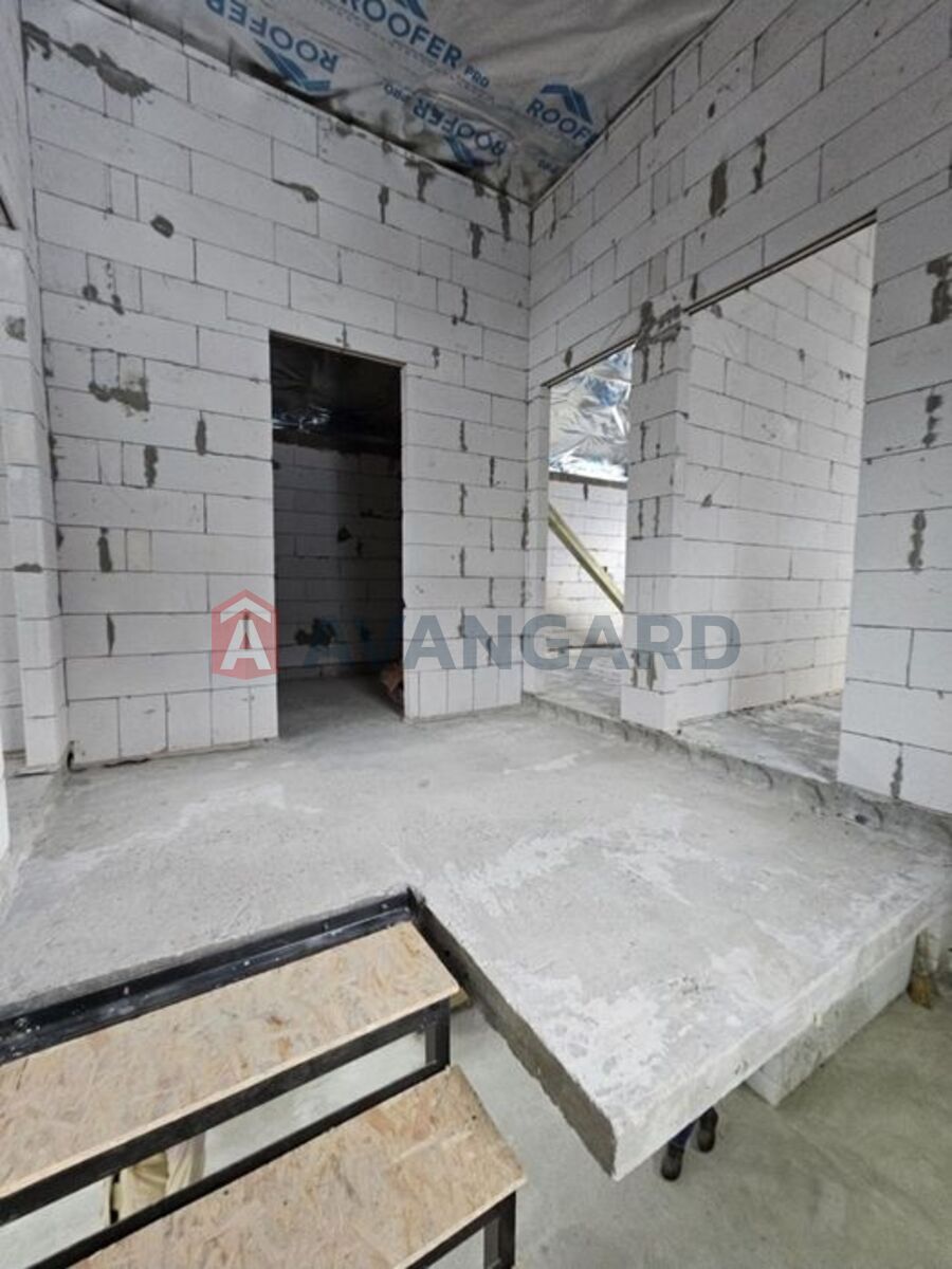 �������, 110 ��.�. ���� 6