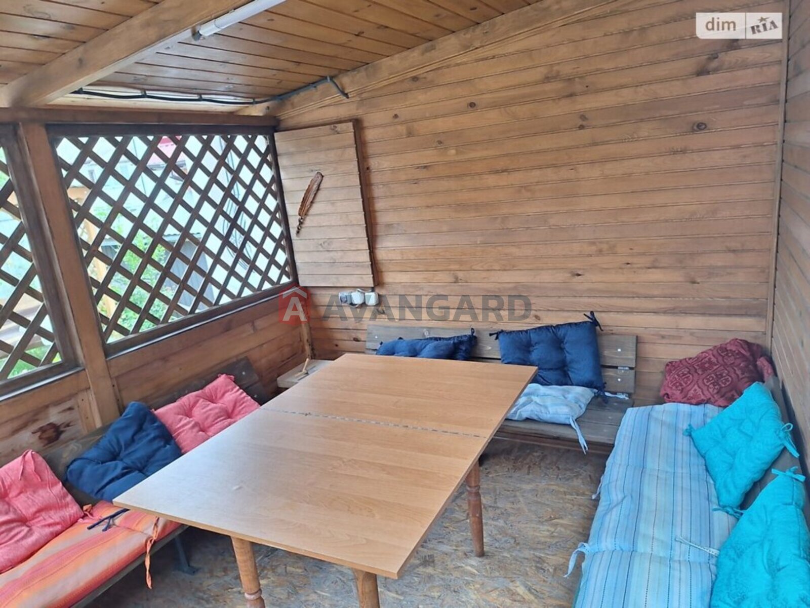 �������, 143 ��.�. ���� 25