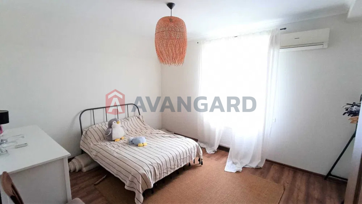 �������, 170 ��.�. ���� 16