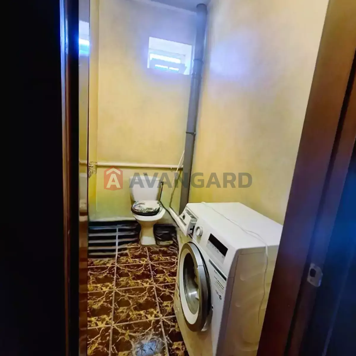 �������, 607 ��.�. ���� 9
