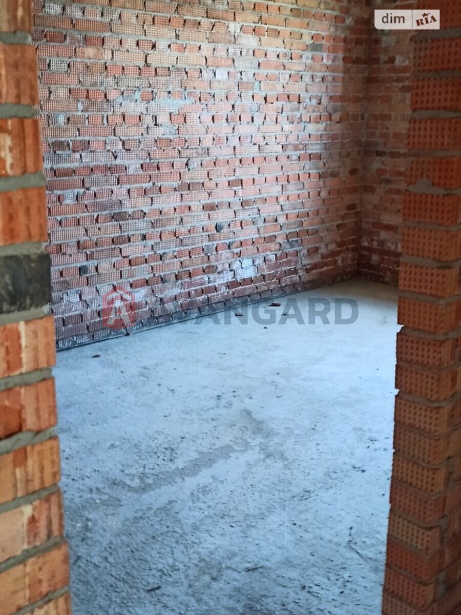 , 106 ..  3