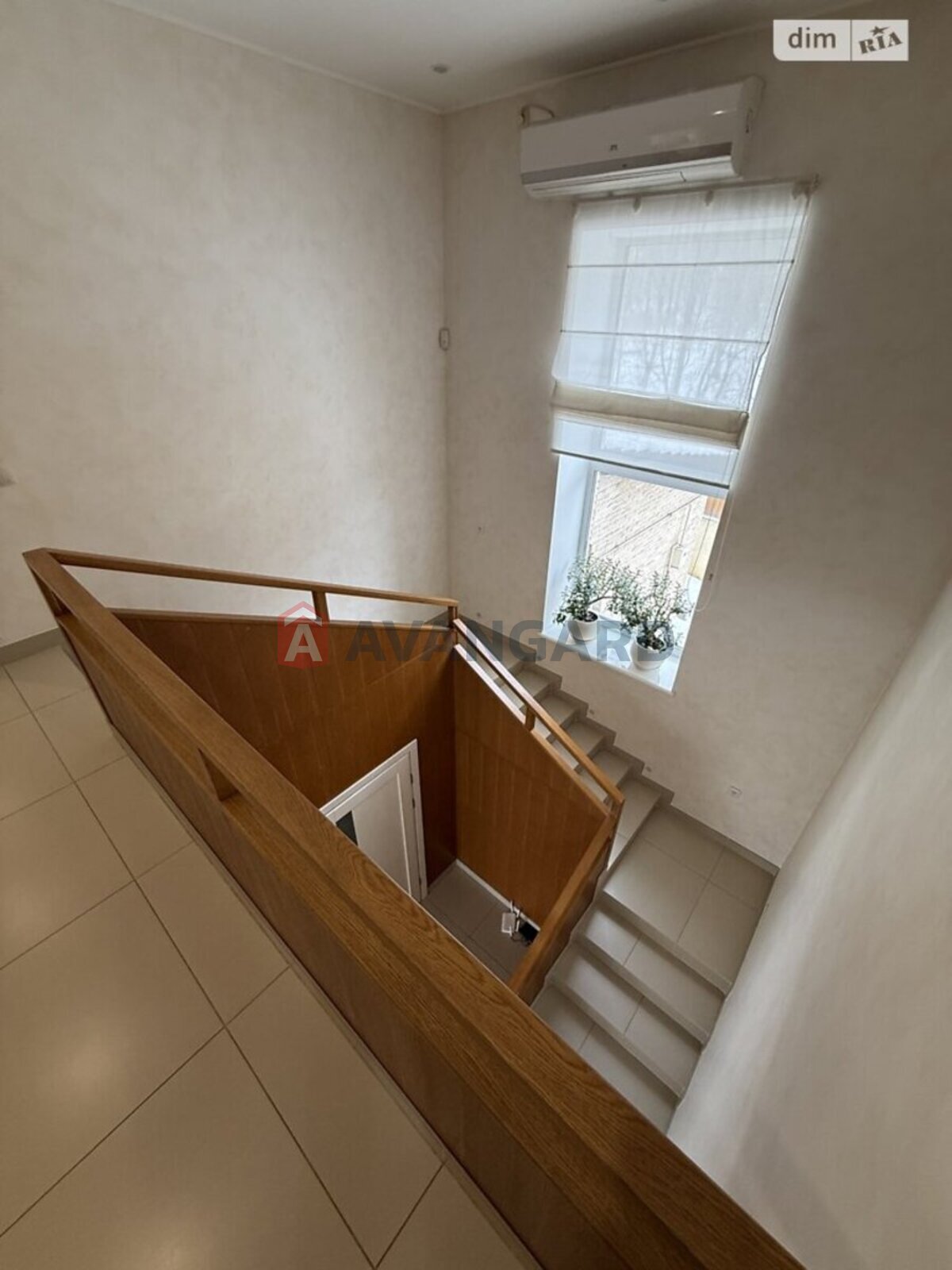 �������, 214 ��.�. ���� 4