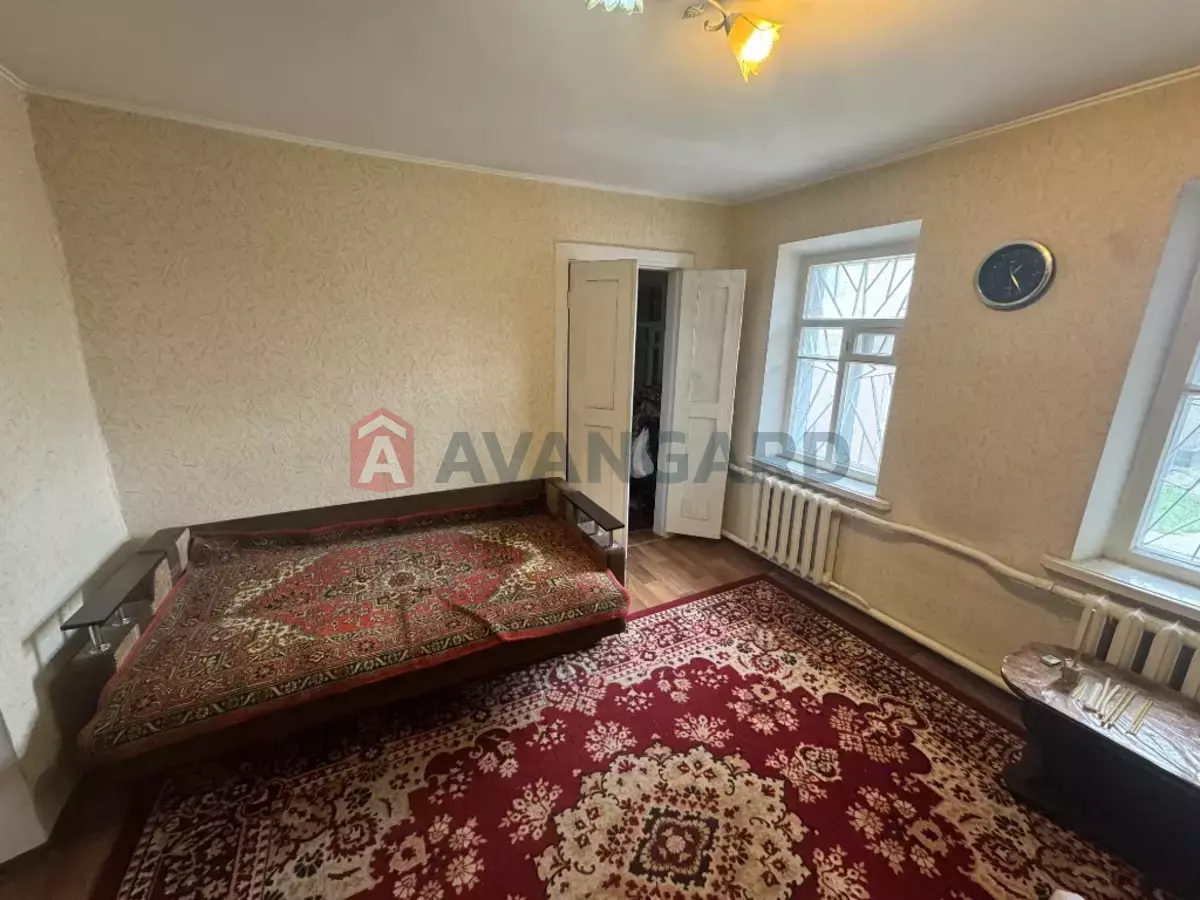 ������� �������, 87 ��.�. ���� 10