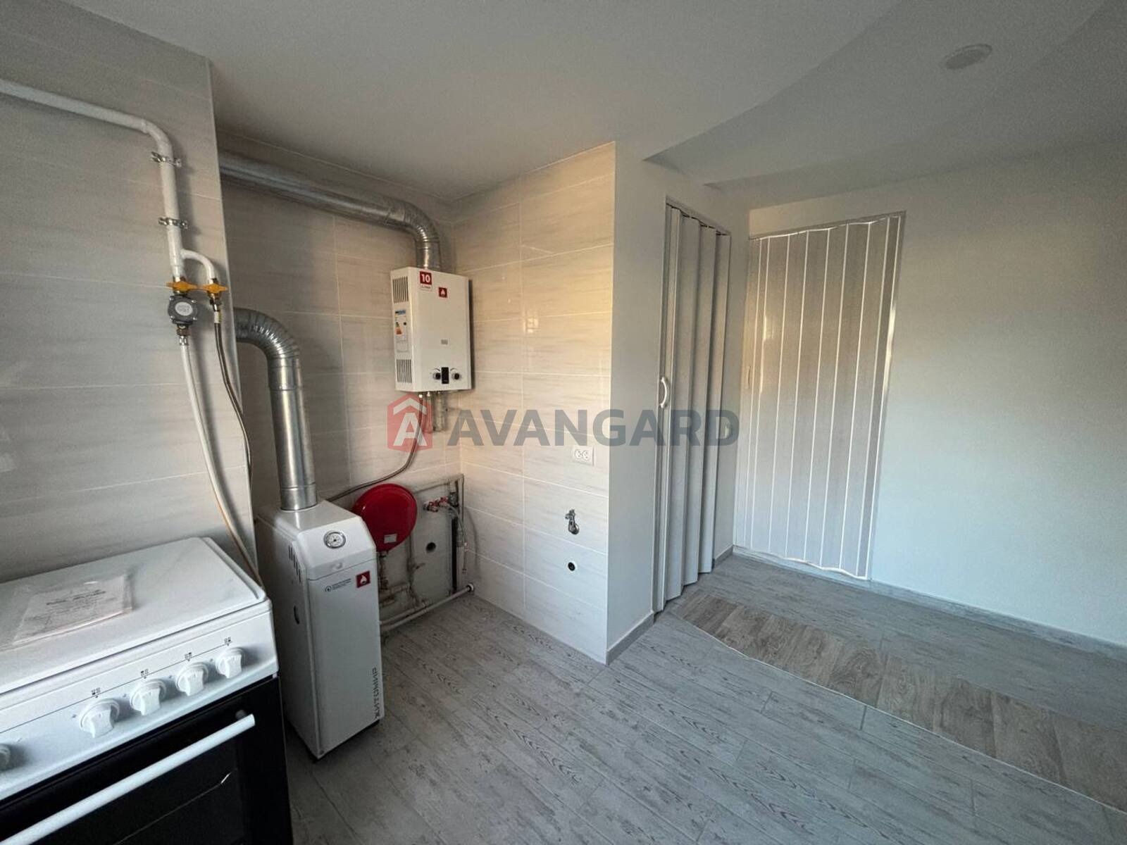 ������� �������, 22 ��.�. ���� 8