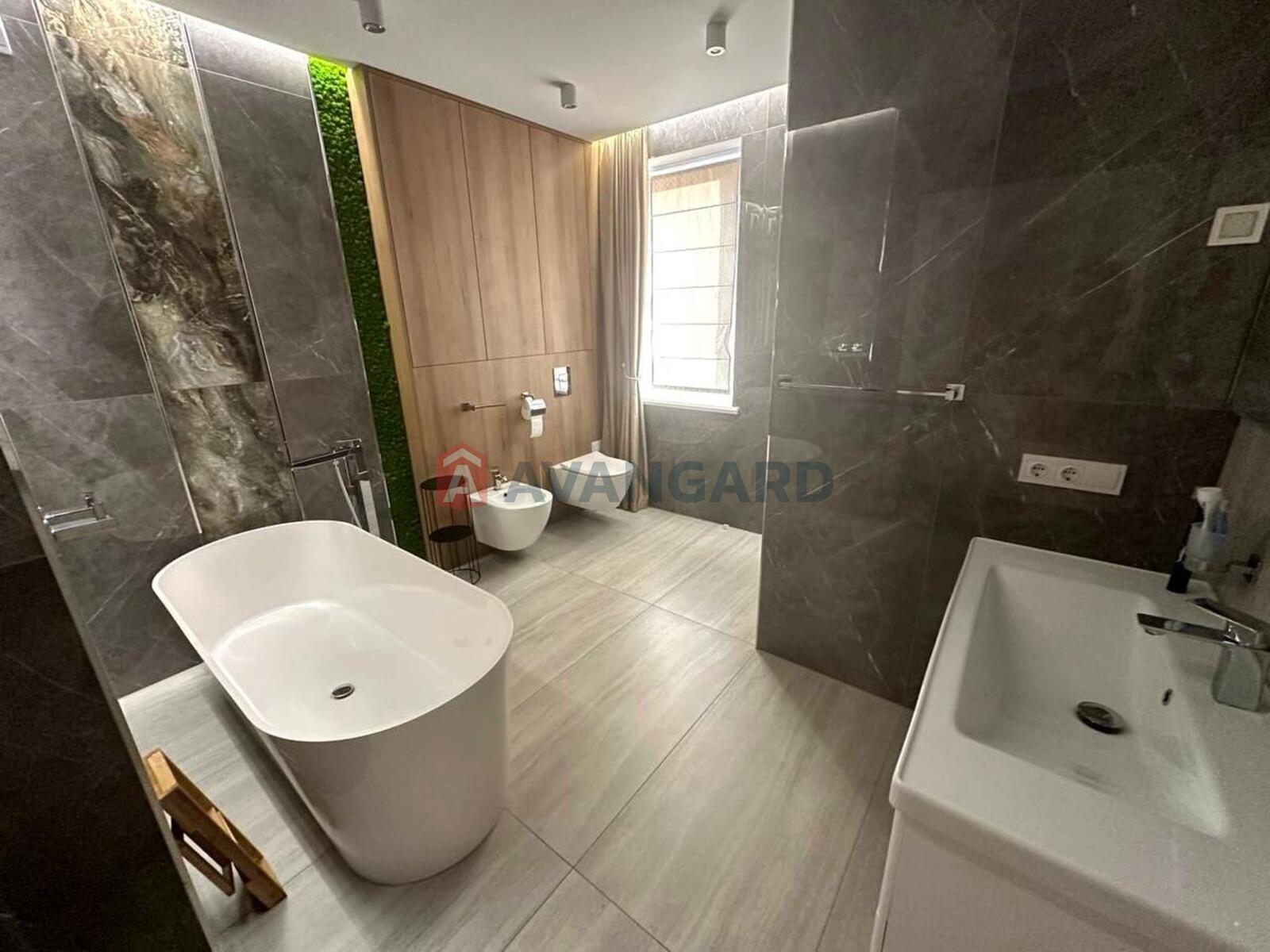 �������, 309 ��.�. ���� 17