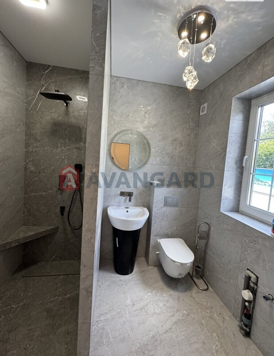 ��������, 104 ��.�. ���� 4