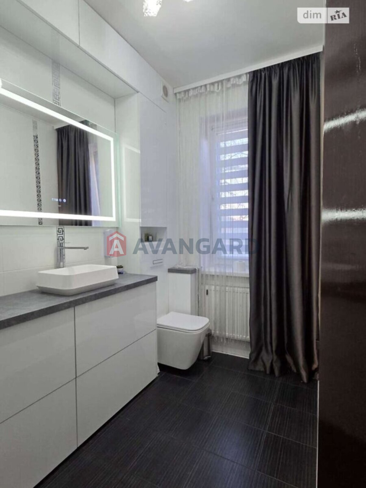 �������, 137 ��.�. ���� 18