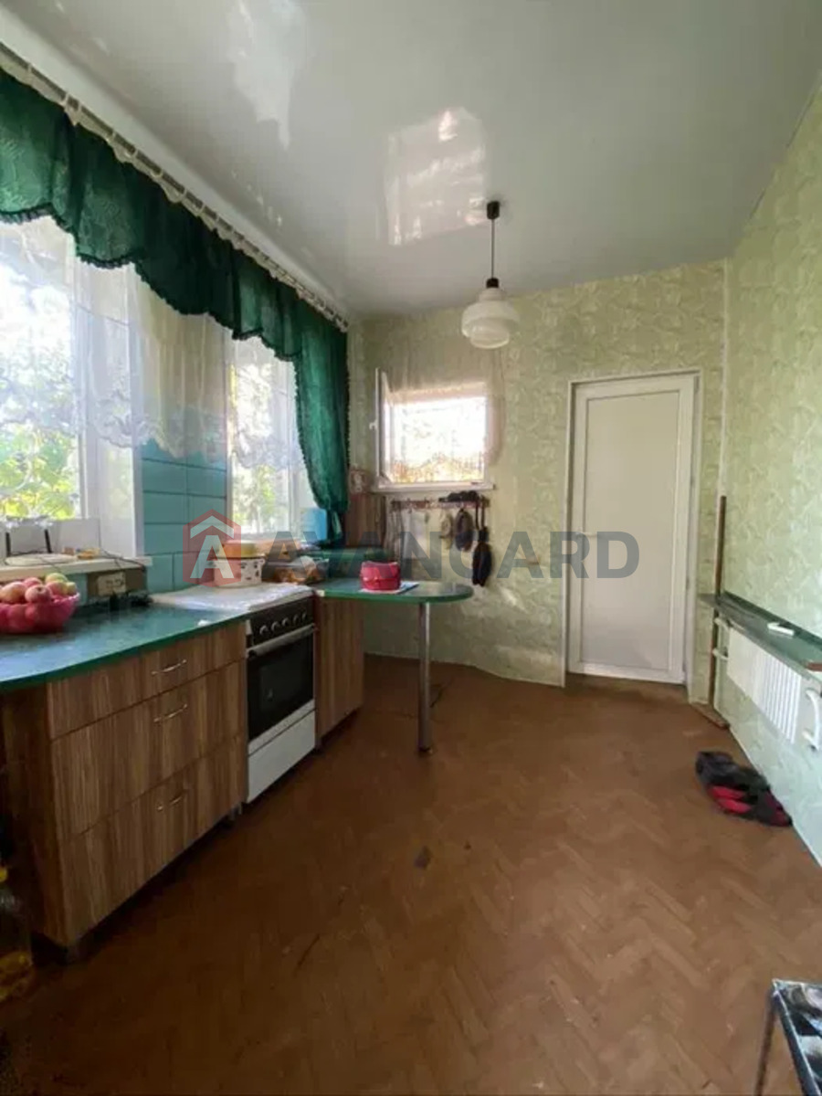 �������, 132 ��.�. ���� 12