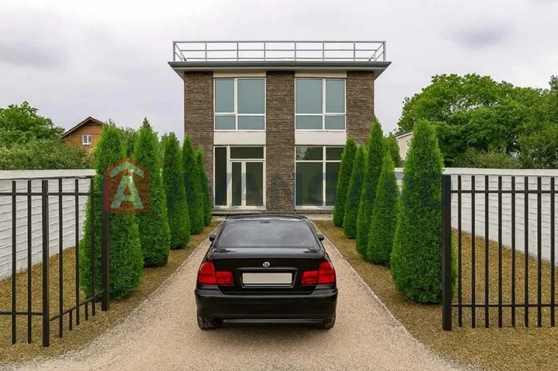 �������, 210 ��.�. ���� 8