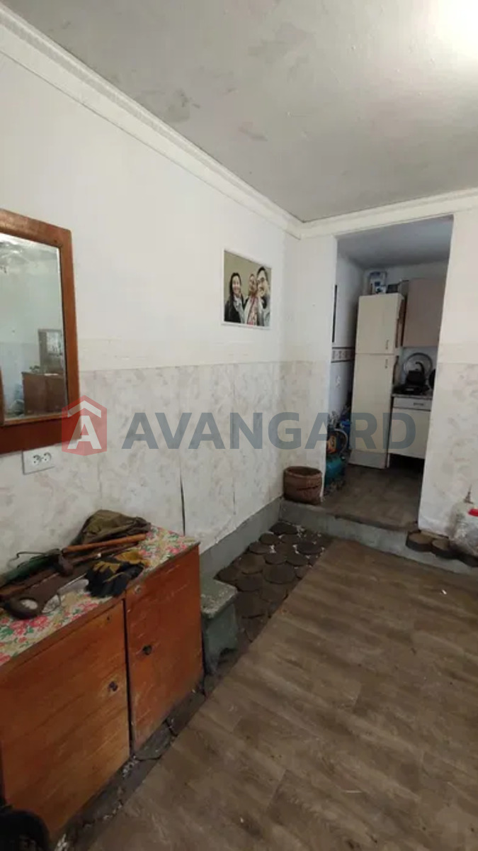 ����, 45 ��.�. ���� 9