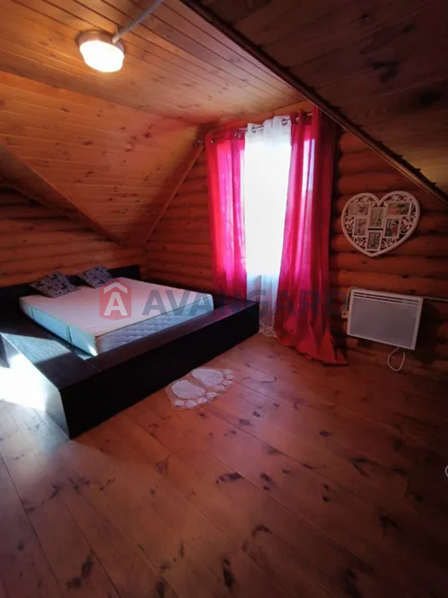 ����, 100 ��.�. ���� 15