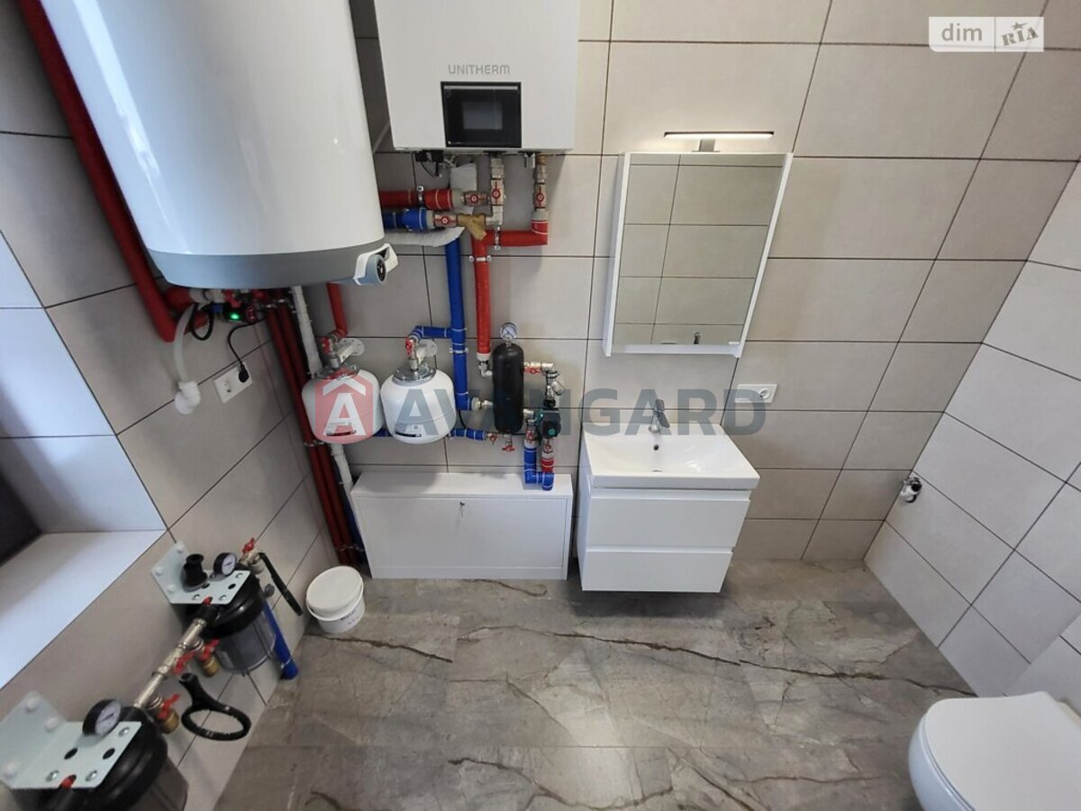 �������, 107 ��.�. ���� 21