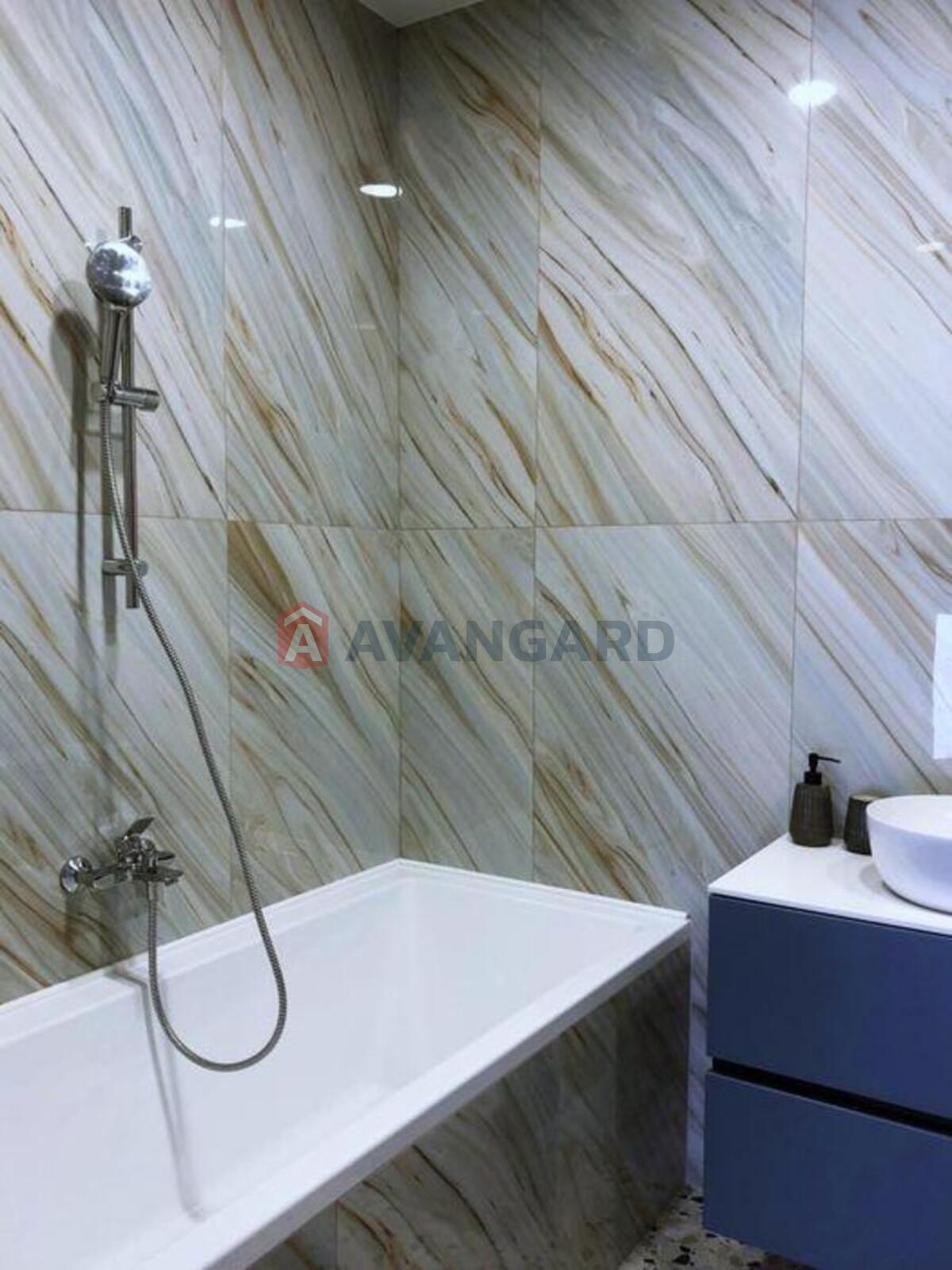 �������, 110 ��.�. ���� 13