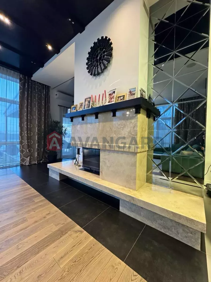 �������, 500 ��.�. ���� 3