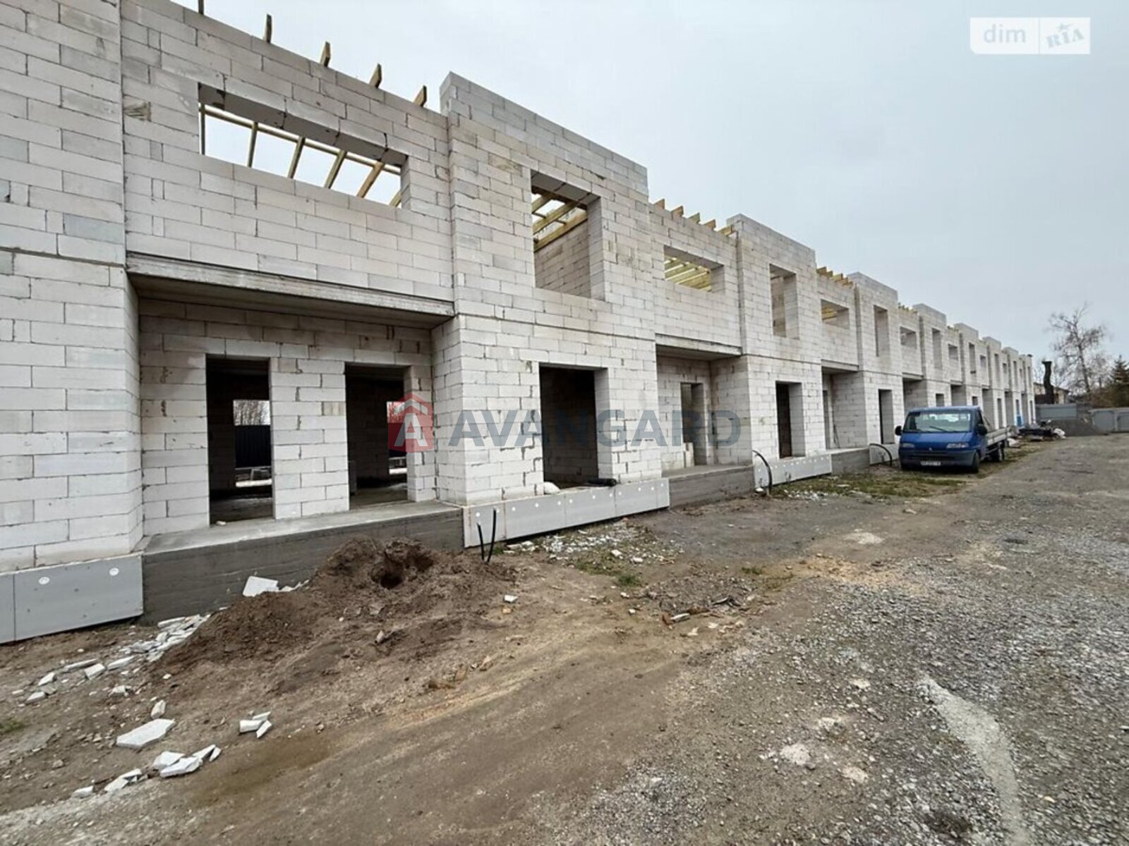 ��������, 105 ��.�. ���� 13