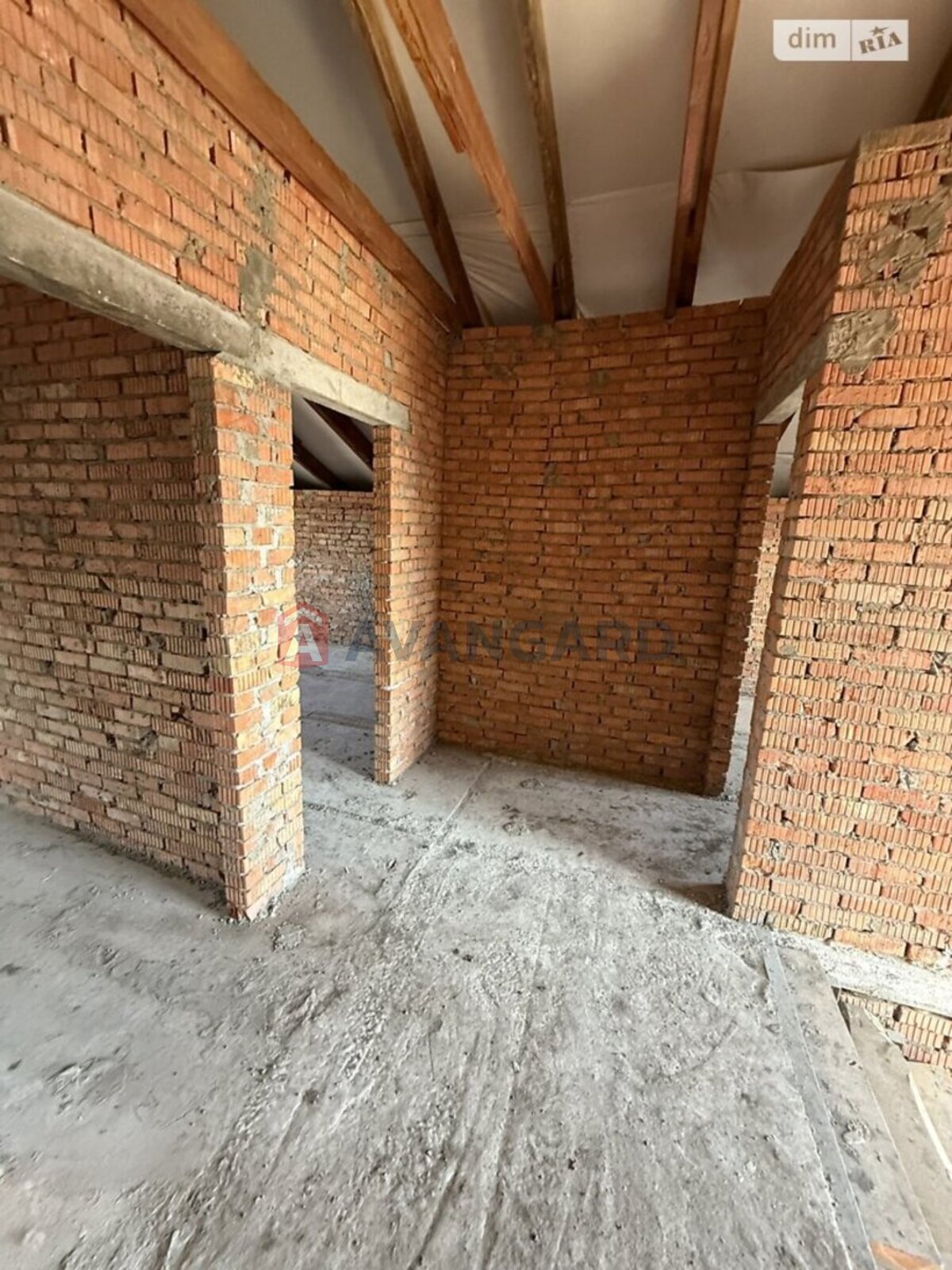 �������, 200 ��.�. ���� 11