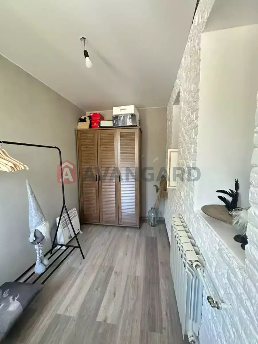 ������� �������, 90 ��.�. ���� 16