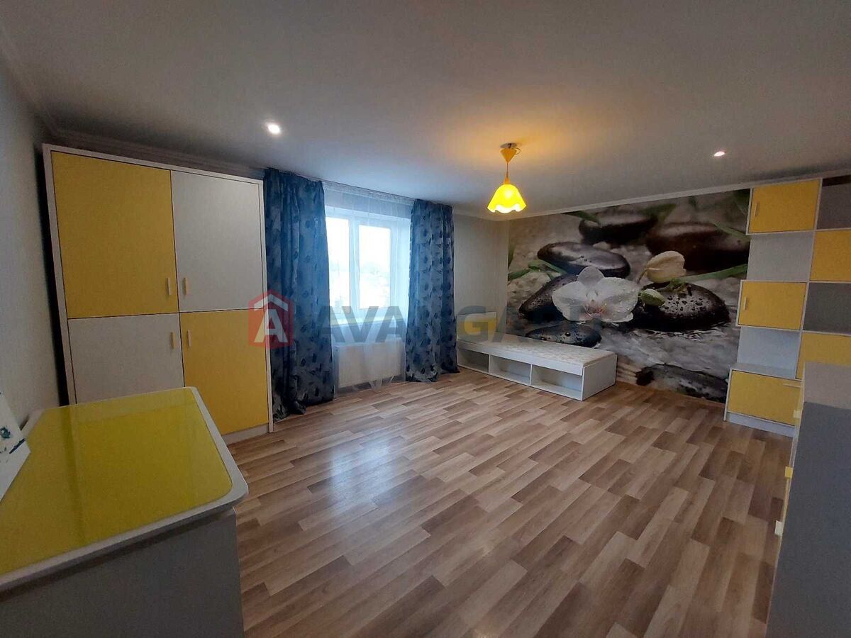 �������, 290 ��.�. ���� 12