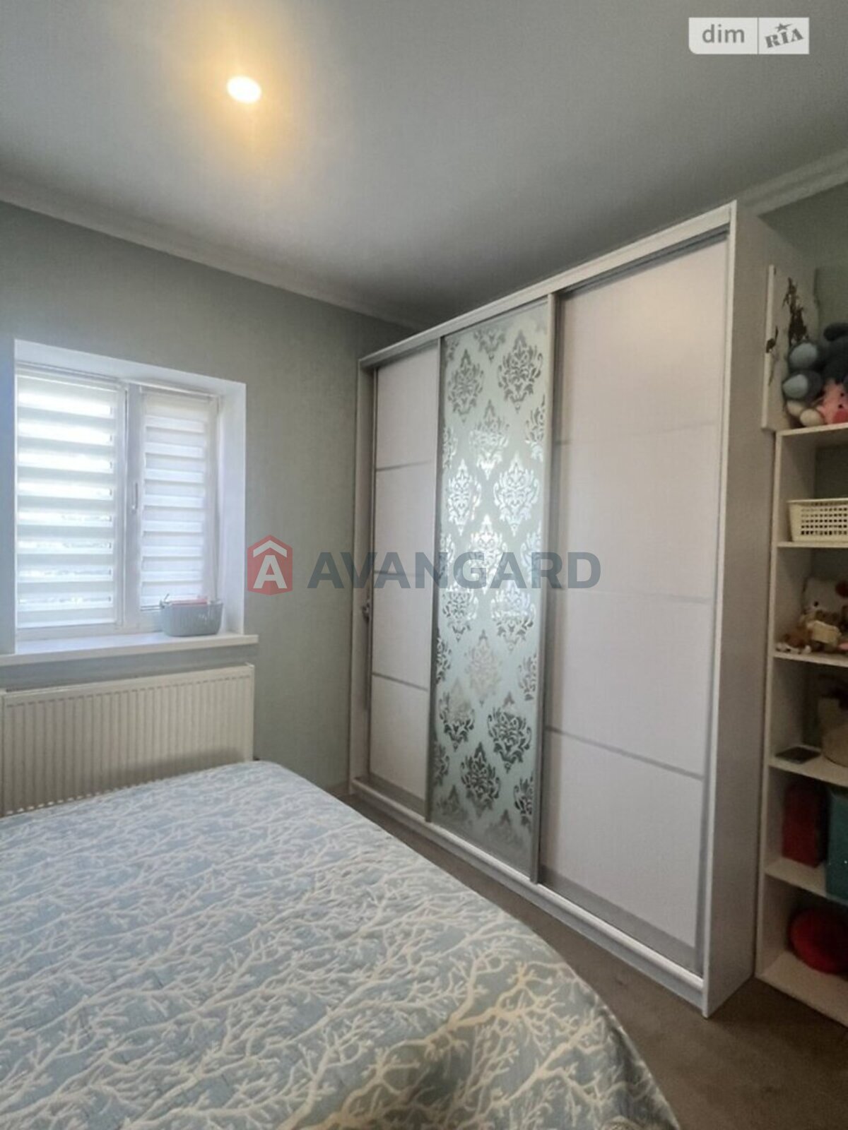 �������, 120 ��.�. ���� 8