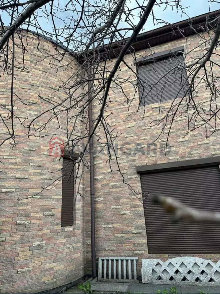 �������, 150 ��.�. ���� 18