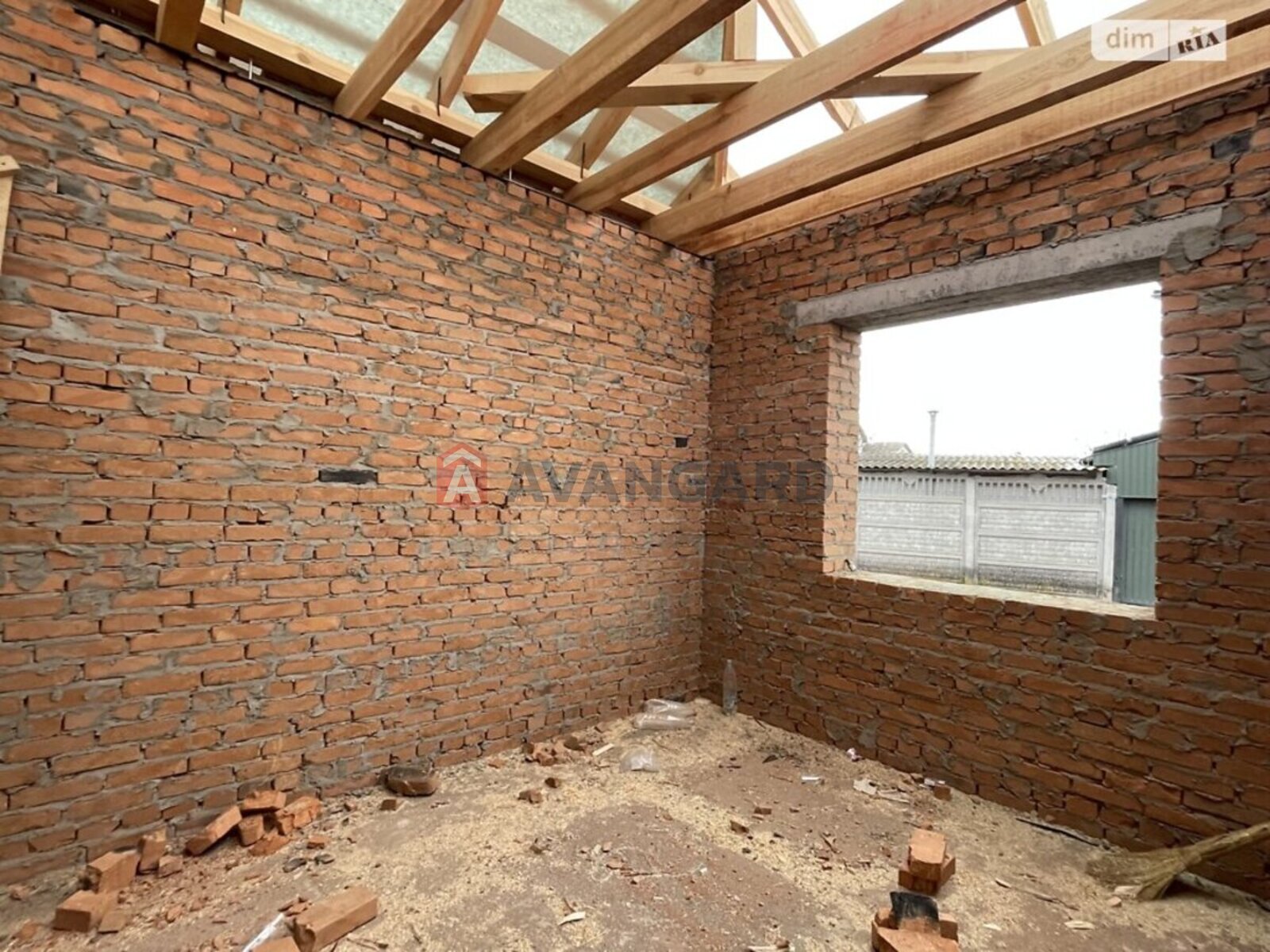 �������, 100 ��.�. ���� 5