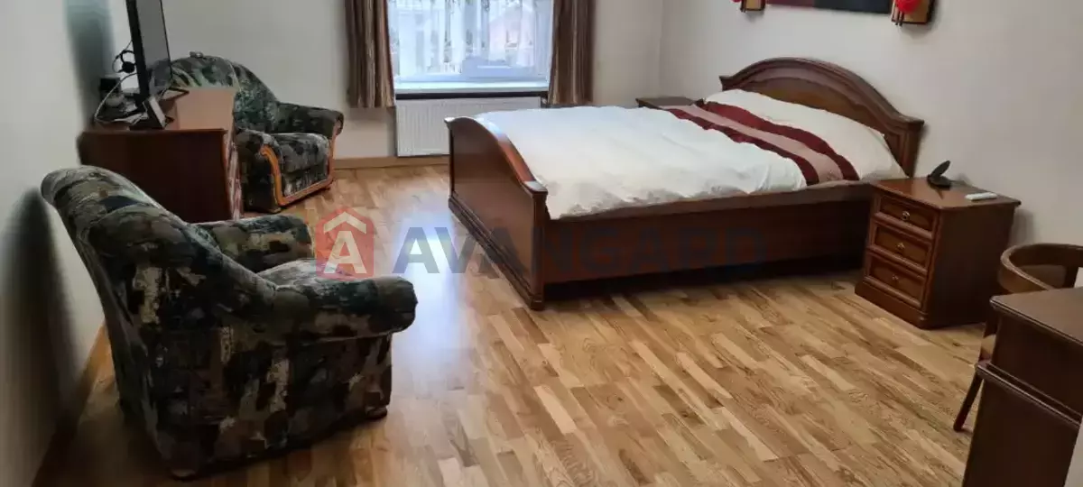 �������, 450 ��.�. ���� 11