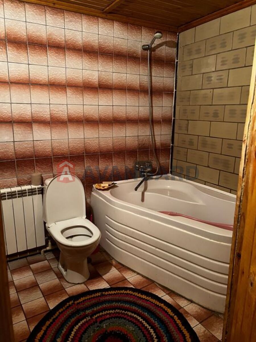 ���, 80 ��.�. ���� 9