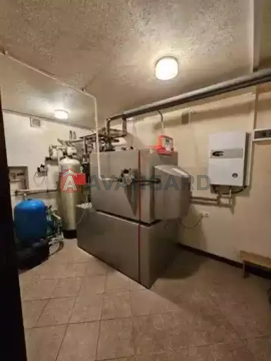 �������, 320 ��.�. ���� 15