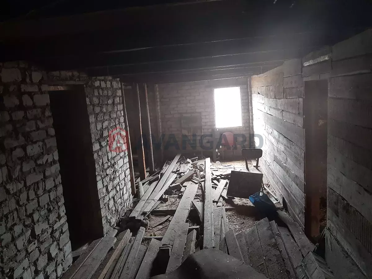 �������, 180 ��.�. ���� 3