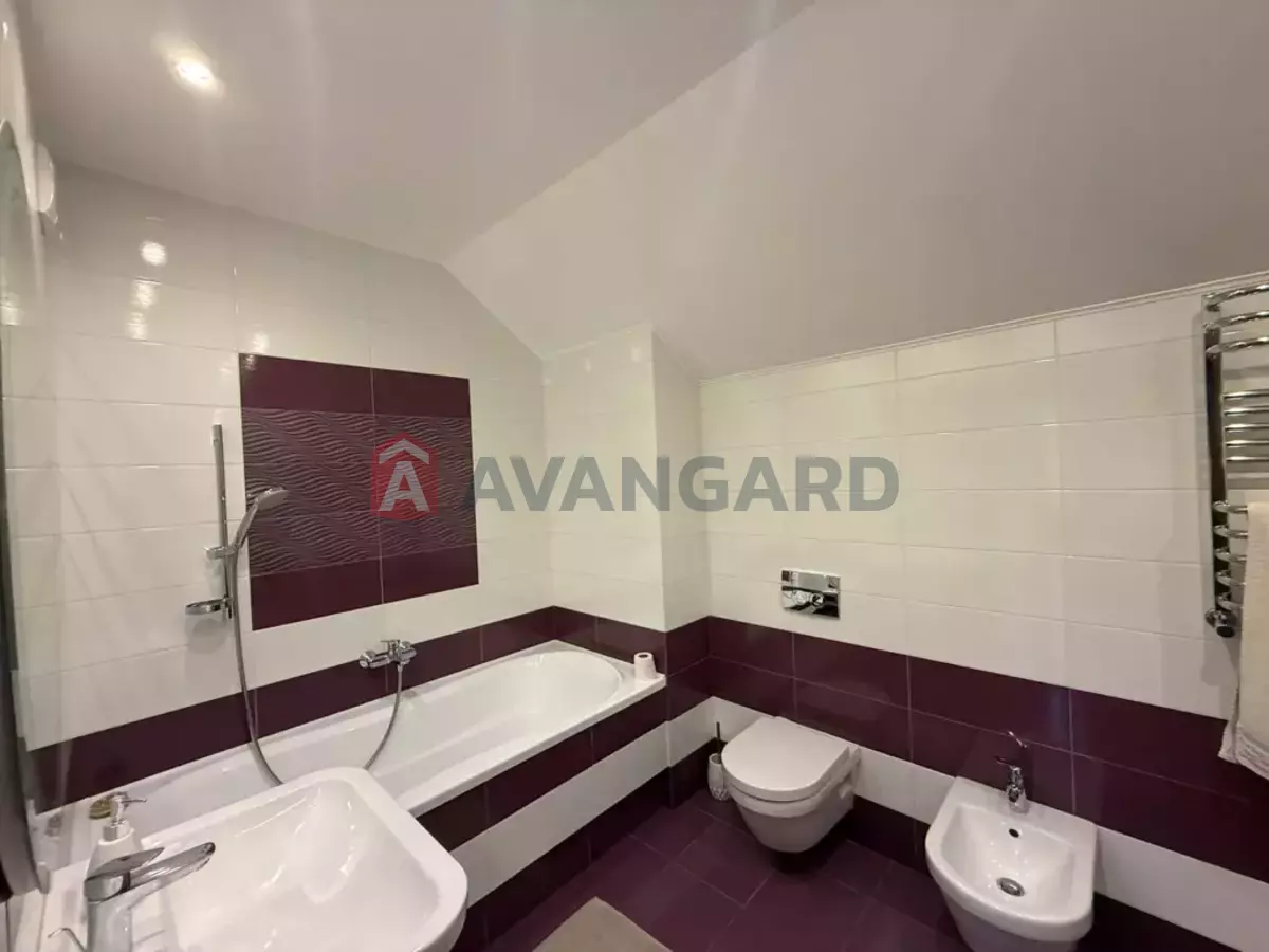 �������, 275 ��.�. ���� 24