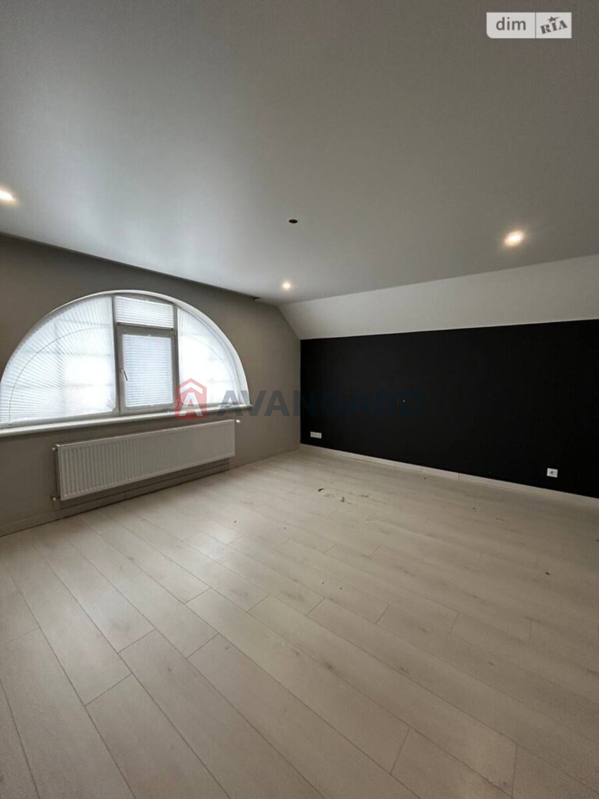 ������� �������, 206 ��.�. ���� 26