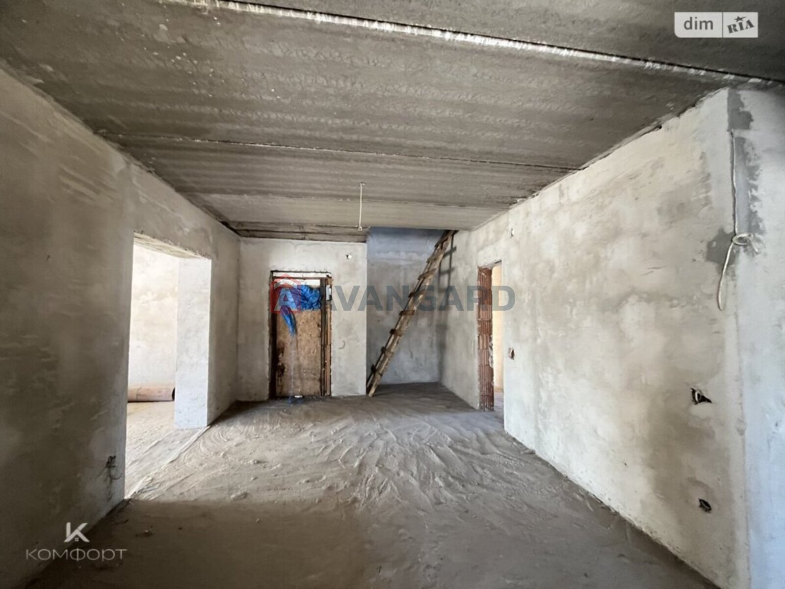 �������, 298 ��.�. ���� 18