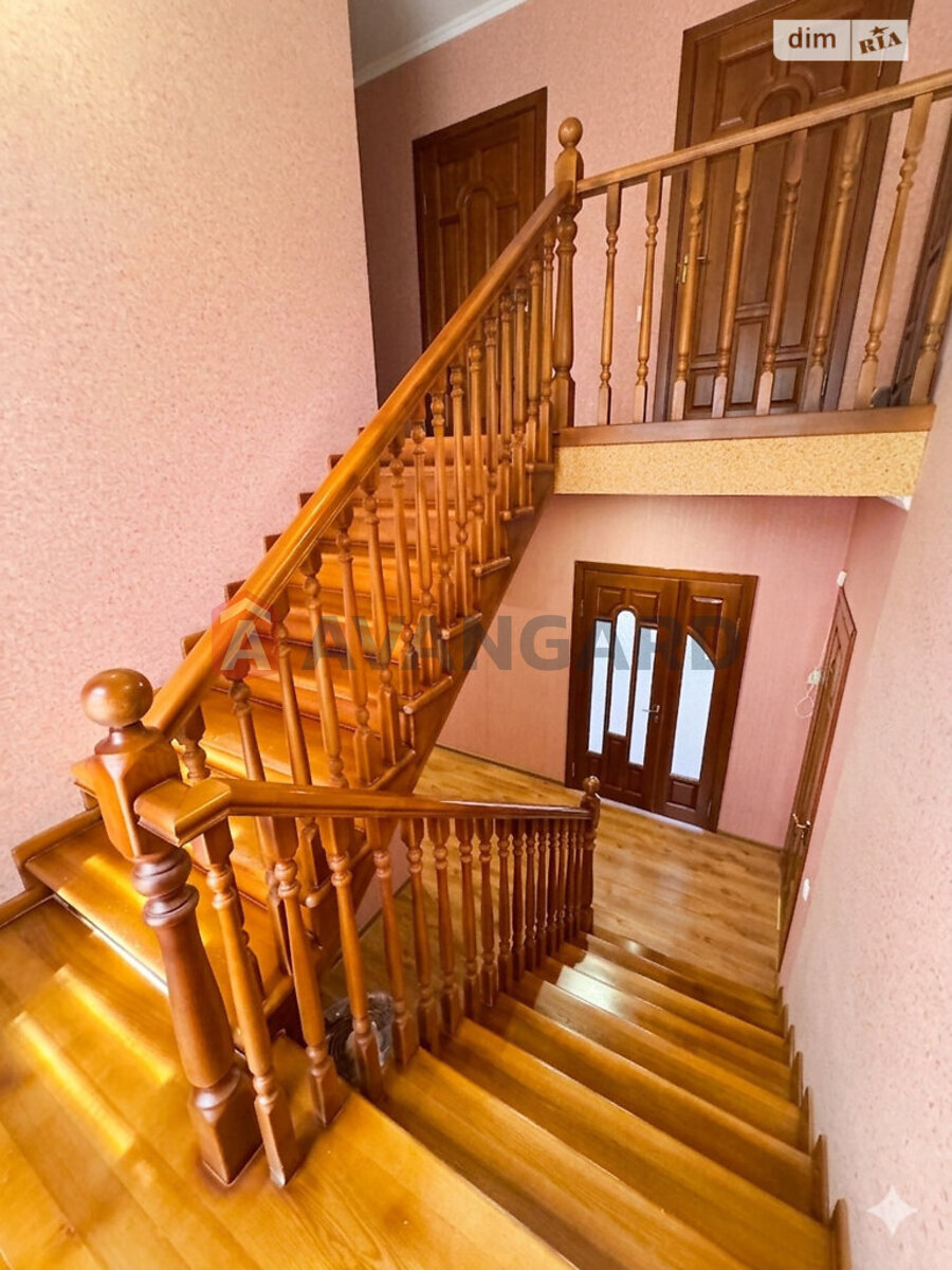 �������, 196 ��.�. ���� 18