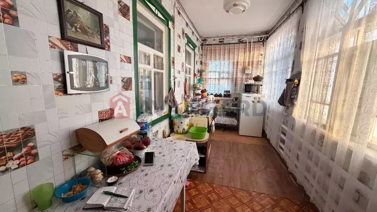 �������, 60 ��.�. ���� 10