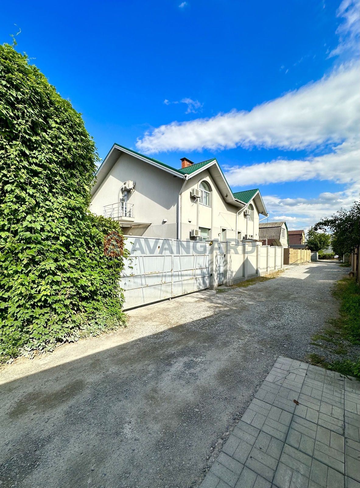 Будинок, 240 кв.м. фото 2 Будинок, 240 кв.м. фото 2