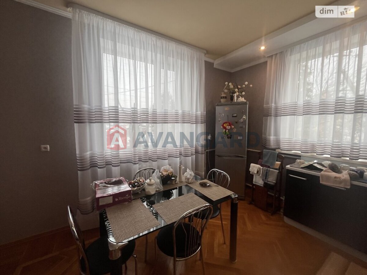 �������, 222 ��.�. ���� 18