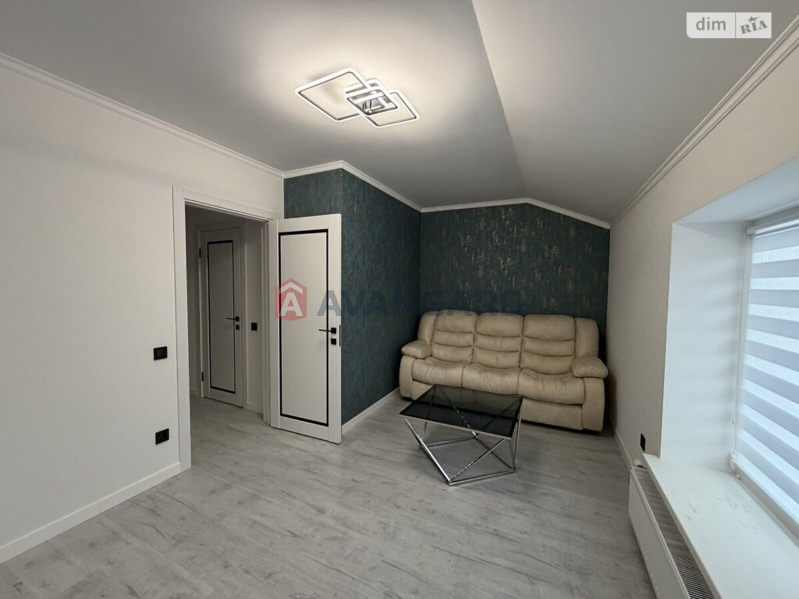 ��������, 90 ��.�. ���� 19