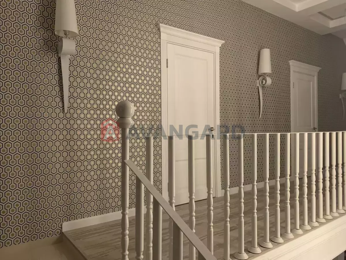 �������, 400 ��.�. ���� 12